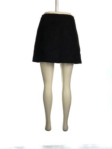 38 Beden H&M Mini Etek %70 İndirimli.