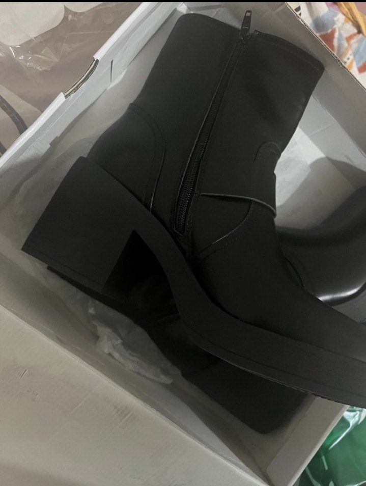 Kadın Siyah Deri Goth Topuklu Bot - Görsel 4