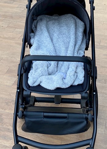 Siyah Bebek Arabası, Koyu Renkli - Görsel 2