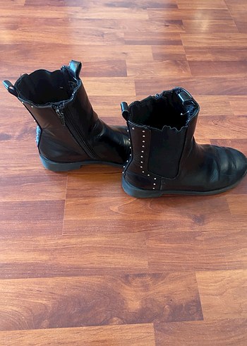 ZARA Siyah Deri Kız Çocuk Bot, Tokalı, Topuklu - Görsel 3