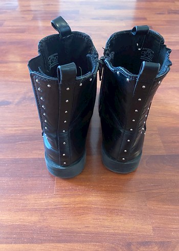 ZARA Siyah Deri Kız Çocuk Bot, Tokalı, Topuklu - Görsel 2