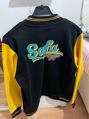 Diğer Kolej ceketi