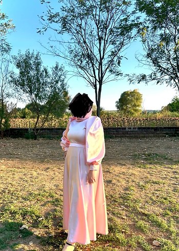 Pembe tesettür abiye