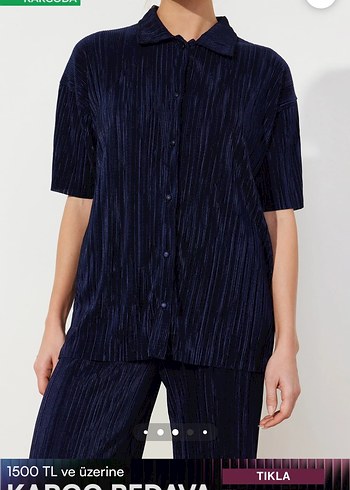 Lacivert V Yaka Piliseli Kadın Takım - Görsel 2