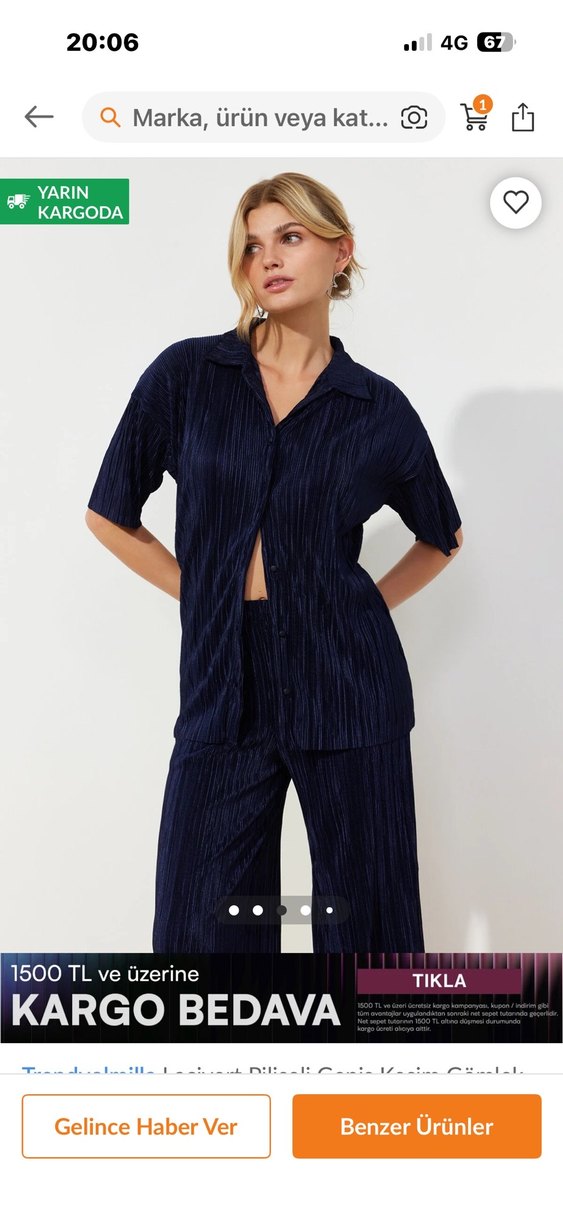 Lacivert V Yaka Piliseli Kadın Takım - Görsel 4