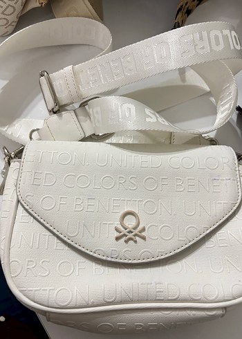 Zincir Detaylı Beyaz Kadın Çapraz Çanta - Görsel 2