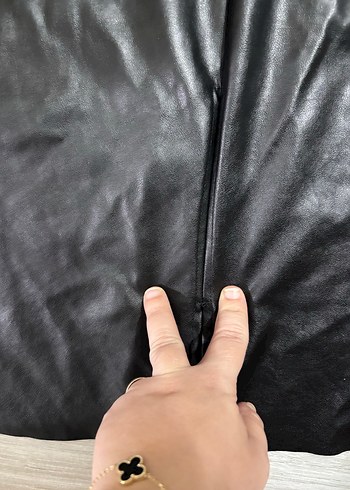 Siyah Deri Fermuarlı kalem etek - Görsel 4