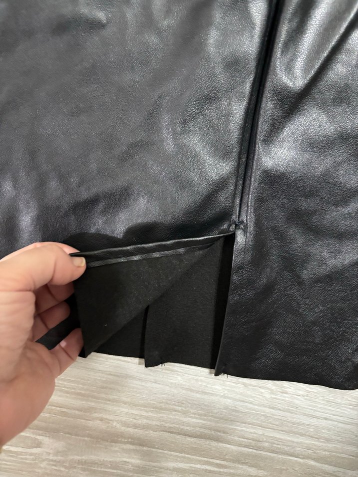 Siyah Deri Fermuarlı kalem etek - Görsel 3