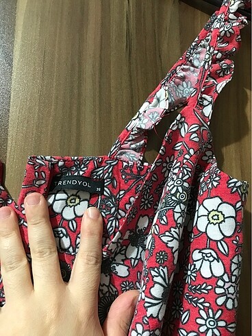 36 Beden kırmızı Renk Elbise