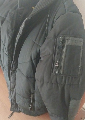 Siyah Düğmeli Unisex Kışlık mont - Görsel 3