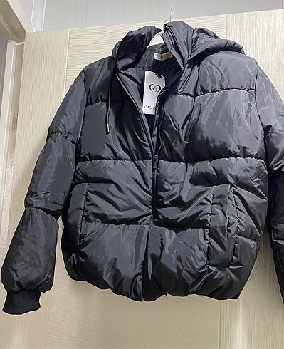 Zara Mont siyah