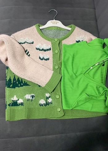 2liTarzı Yeşil Mini Örgü Hırka