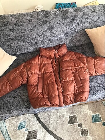 Stradivarius şişme mont