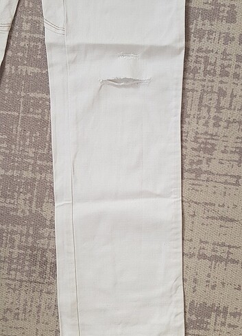 38 Beden beyaz Renk Mango jean pantolon