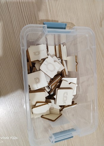 Bej Renkli Ahşap Harf Oyuncakları - Görsel 2