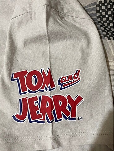 Koton Koton tişört Tom ve Jerry koleksiyon ürünü