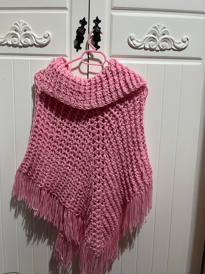 Pembe Kapüşonlu Örgü Kız Panço - Görsel 3