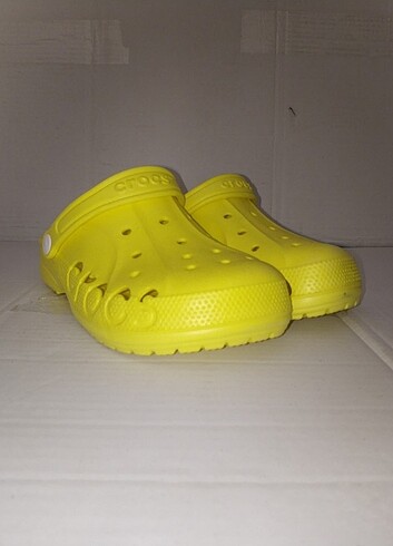 Crocs Yellow