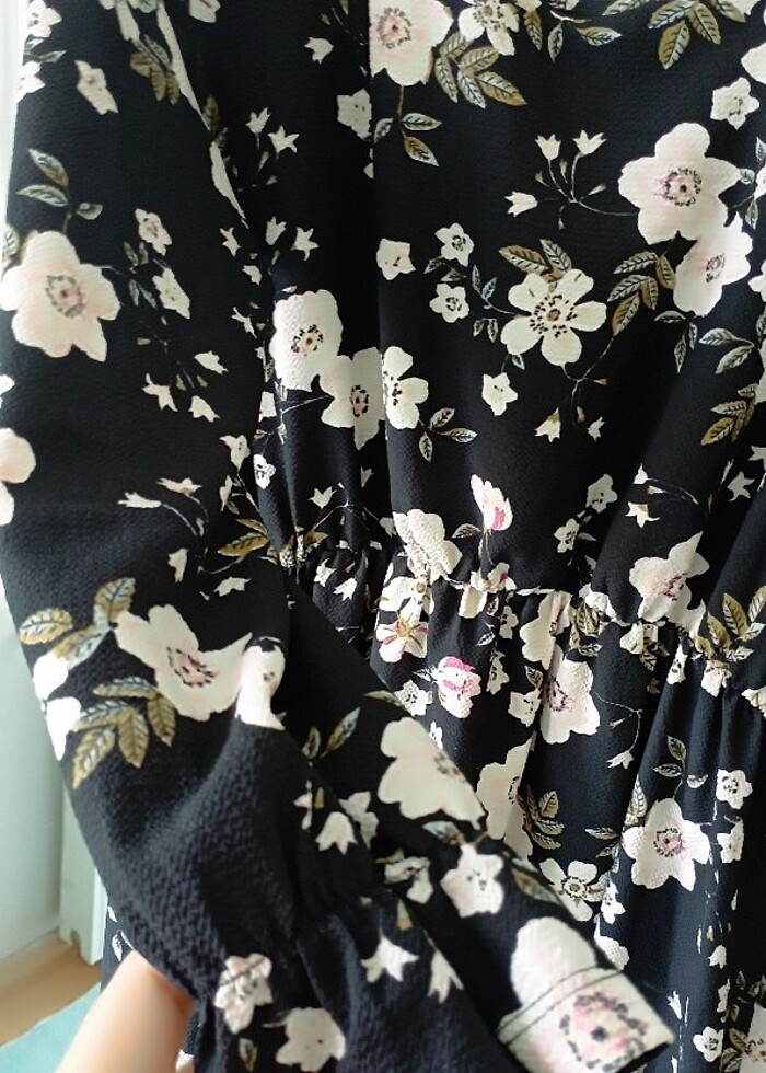 Uzun çiçekli elbise  - Görsel 2