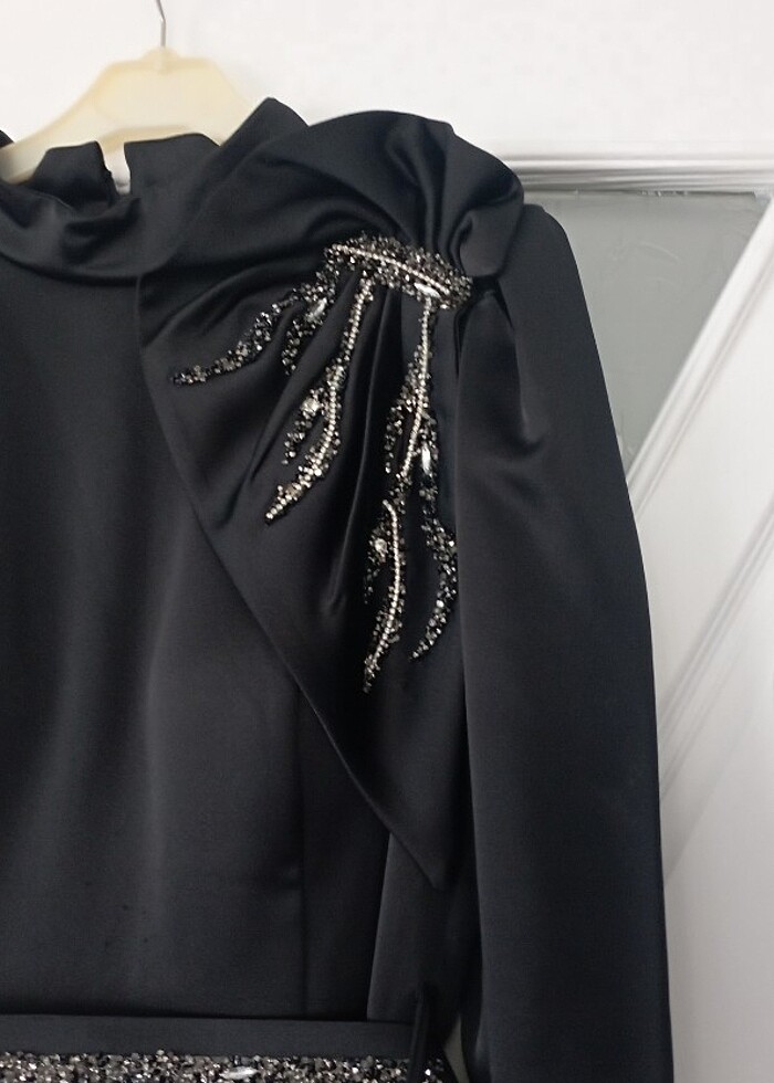 Saten abiye siyah - Görsel 4