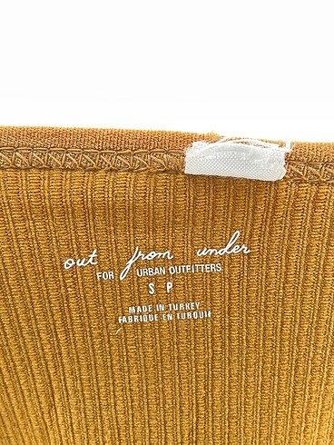 38 Beden çeşitli Renk Urban Outfitters Bluz %70 İndirimli.