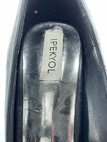 36 Beden siyah Renk ipekyol Stiletto %70 İndirimli.