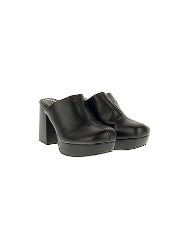 Zara Zara Terlik %70 İndirimli.