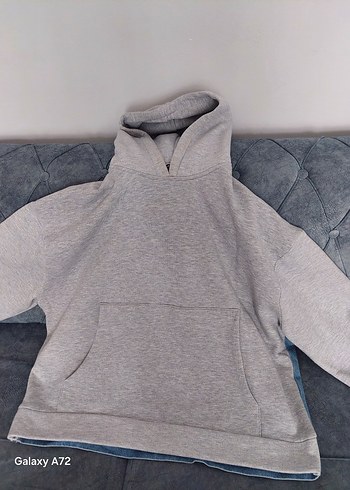 Gri Kapüşonlu Kadın Sweatshirt