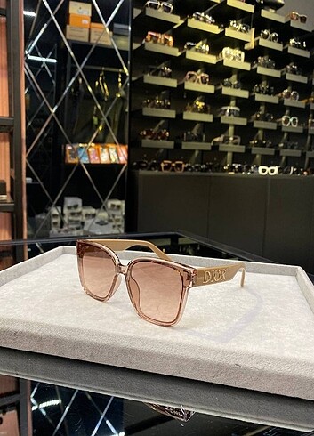 Dior ithal güneş gözlüğü 