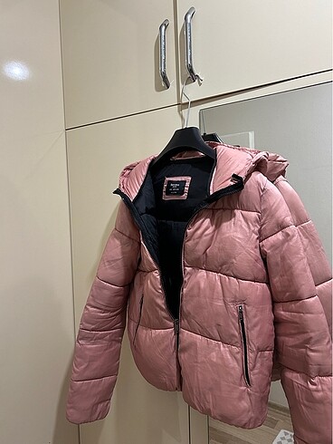 Bershka şişme mont