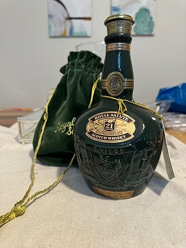 Chivas Royal Salude özel seri şişesi