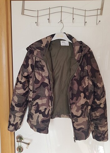 Bershka mont