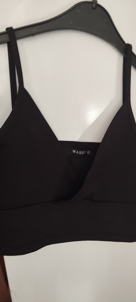 Siyah crop - Görsel 4