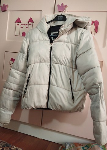 Bershka beyaz sisme mont - Görsel 3