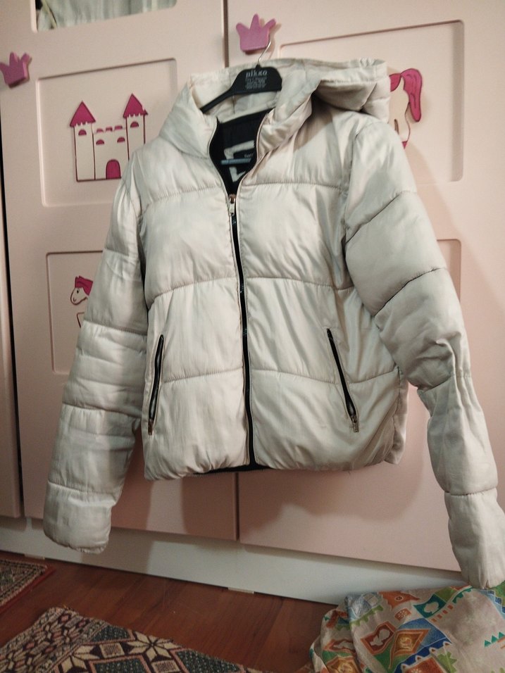 Bershka beyaz sisme mont - Görsel 4