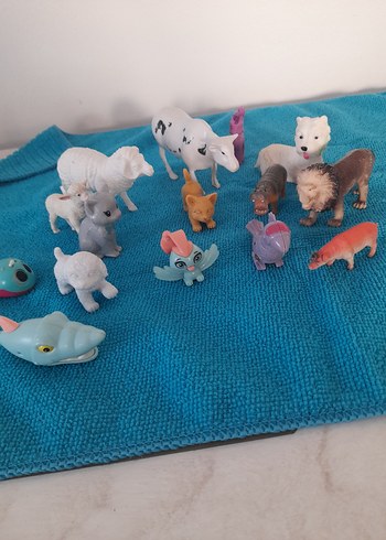 Pastel Mavi Hayvan Figürleri Seti