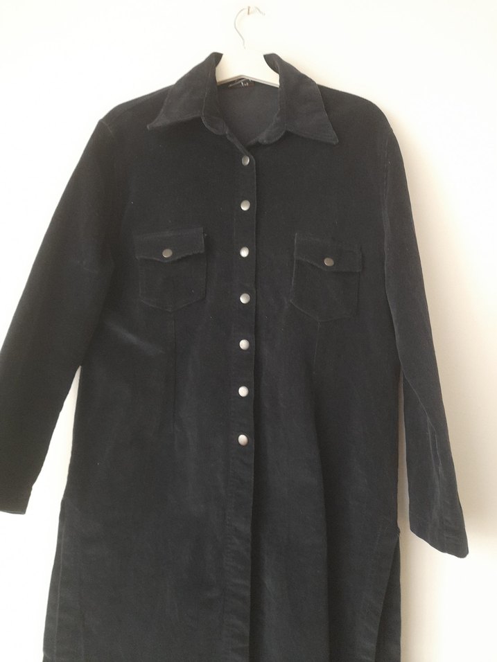 Siyah Düğmeli Uzun kollu.kadife. - Görsel 2