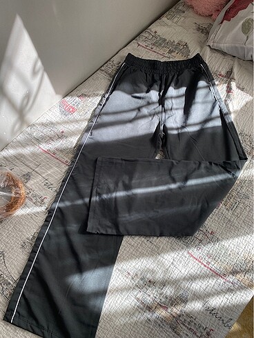 Bershka Bol paça pantolon