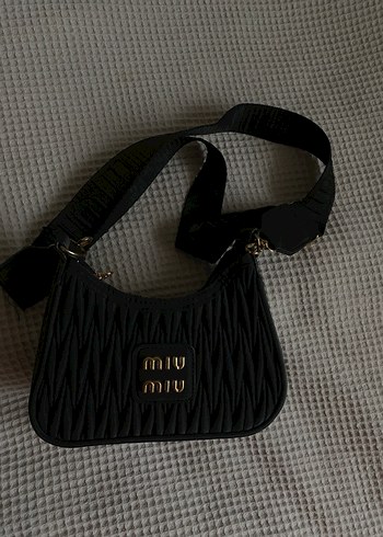 Miu Miu Siyah Nakışlı Kadın Çanta - Görsel 5