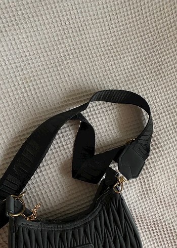 Miu Miu Siyah Nakışlı Kadın Çanta - Görsel 6