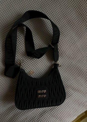 Miu Miu Siyah Nakışlı Kadın Çanta - Görsel 2