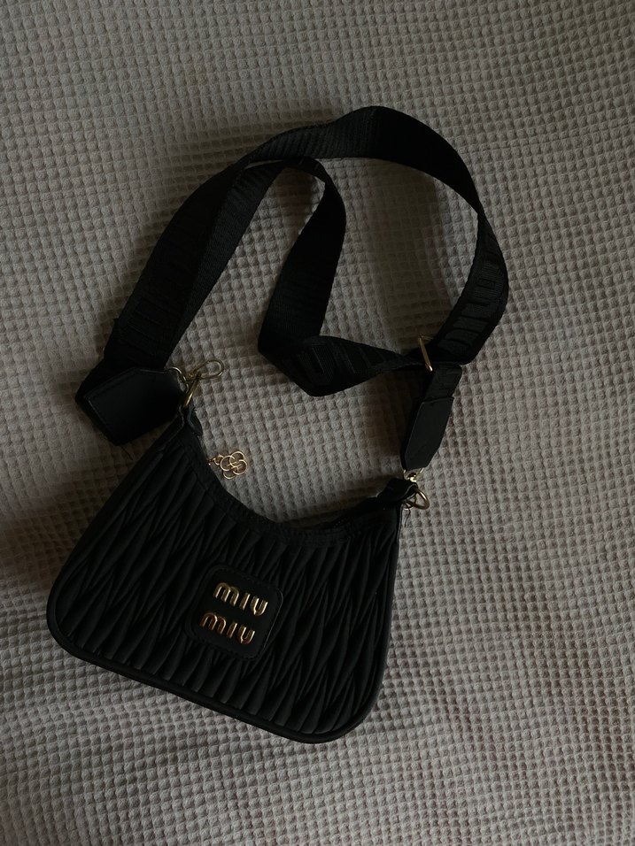 Miu Miu Siyah Nakışlı Kadın Çanta - Görsel 3