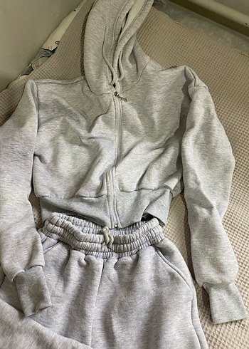 Gri eşofman takımı - Görsel 6