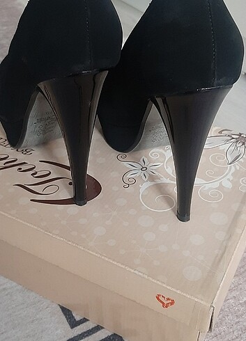 Siyah Nubuk Topuklu Ayakkabı - Görsel 5