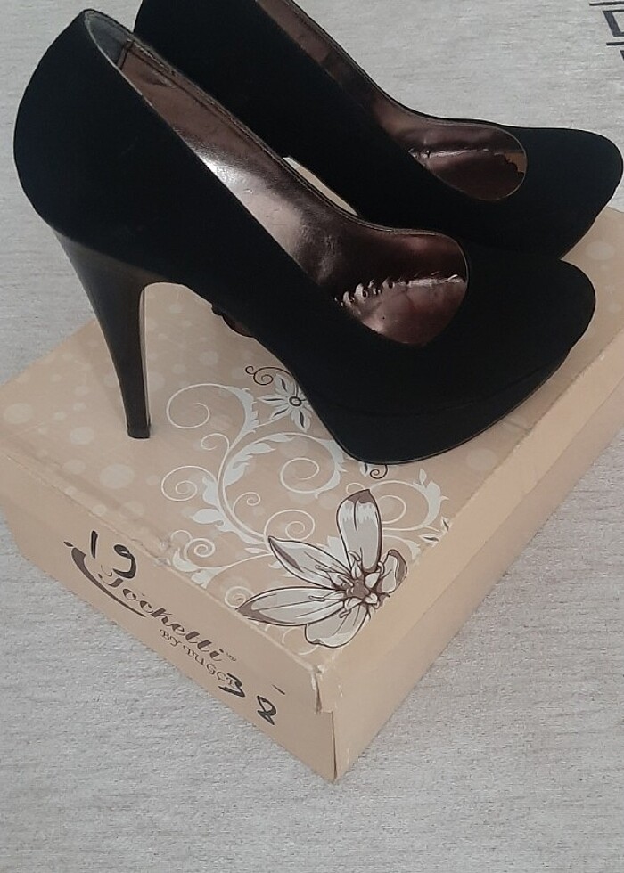 Siyah Nubuk Topuklu Ayakkabı - Görsel 3