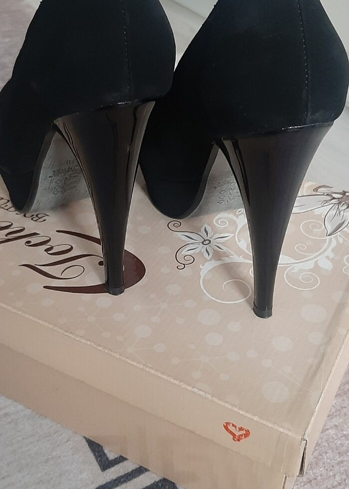 Siyah Nubuk Topuklu Ayakkabı - Görsel 5