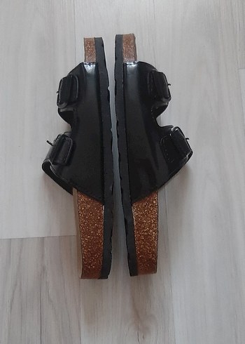 38 Beden siyah Renk Gezer Kadın Siyah Çift Tokalı Terlik