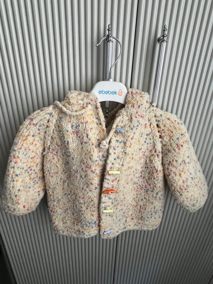 Kız Çocuk Beyaz Örgü Kazak - Görsel 2