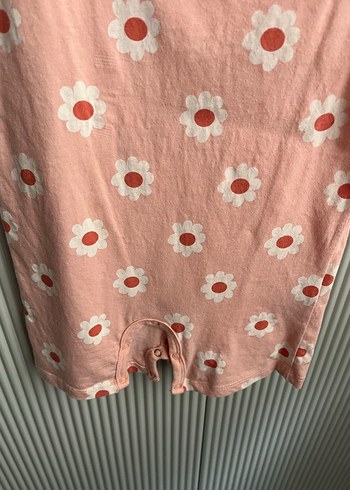 Pembe Çiçekli Bebek Tulum - Görsel 2