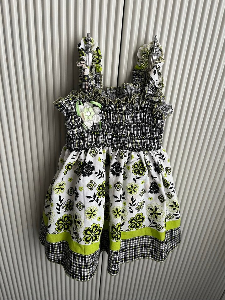 Yeşil Desenli Fırfırlı Kız Çocuk Elbisesi - Görsel 2